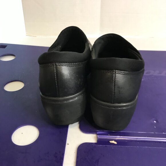 CLARKS WOMENS LEATHER SLIDE ON SHOES SIZE 8 - Picture 6 of 9